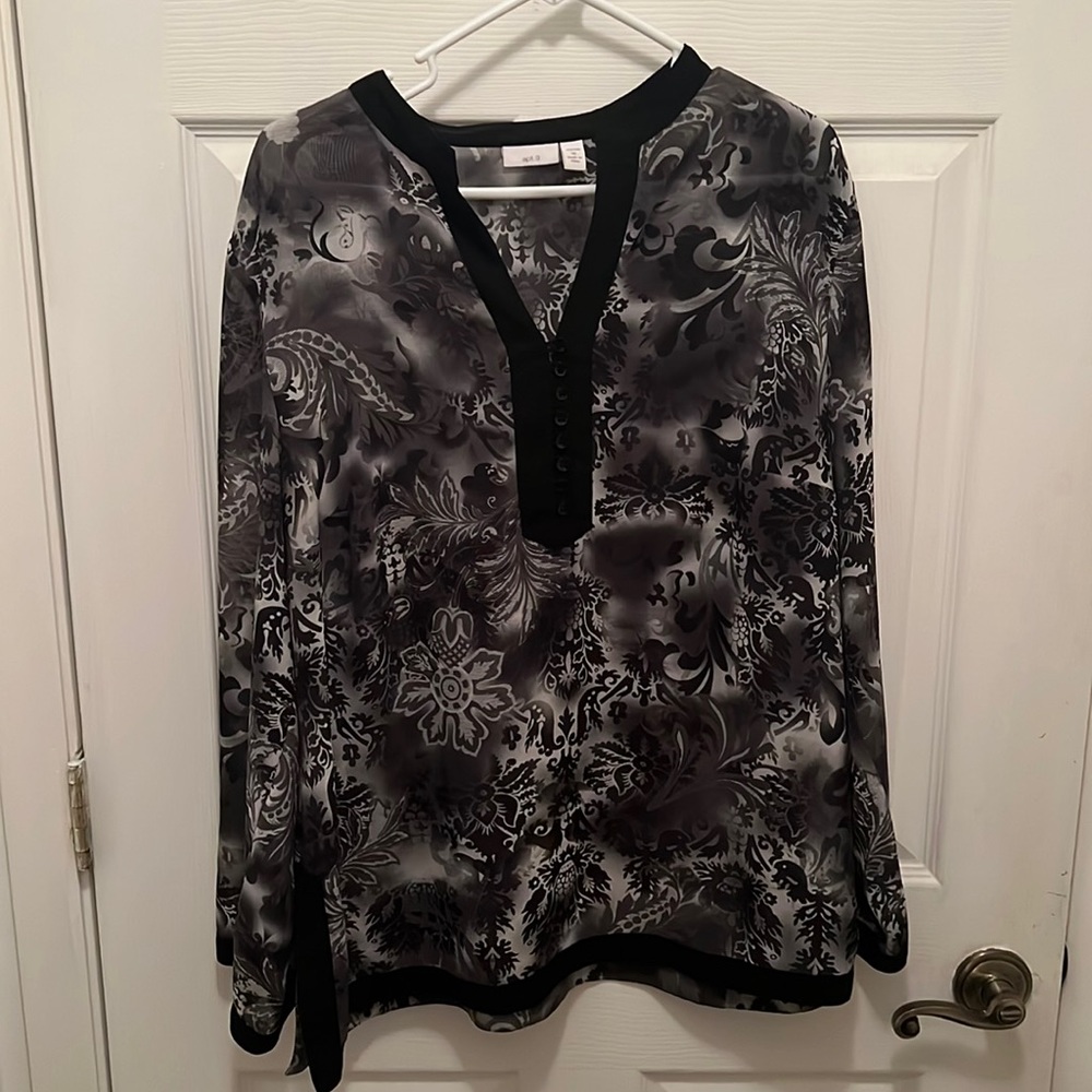 Apt. 9 1XL Black/Gray Sheer Top